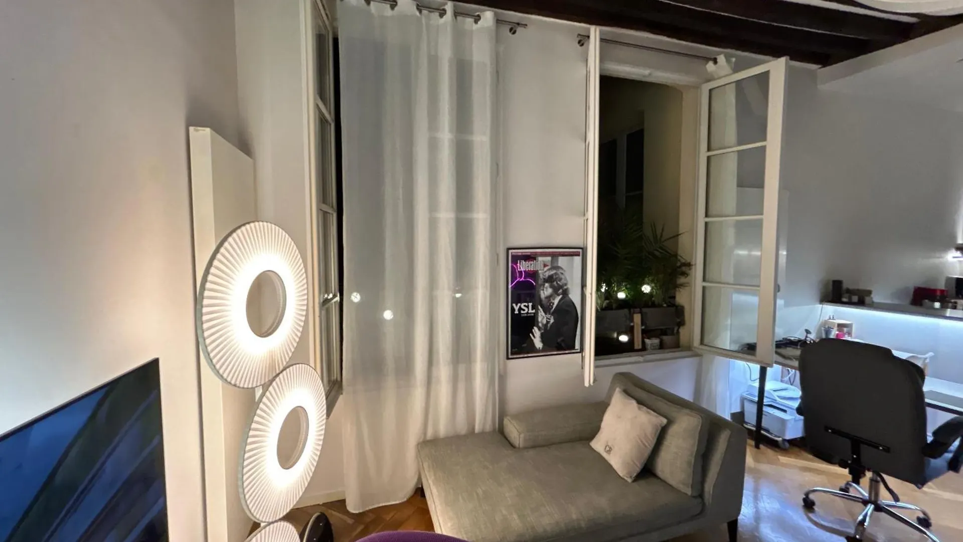 Fantastique Et Incroyable Appartement Le Marais Paris Lägenhet